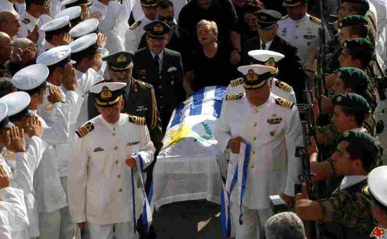 Απίστευτο! Ρίχνουν ευθύνες σε… νεκρούς για την έκρηξη στο Μαρί | Newsit.gr Απίστευτο! Ρίχνουν ευθύνες σε… νεκρούς για την έκρηξη στο Μαρί | Newsit.gr