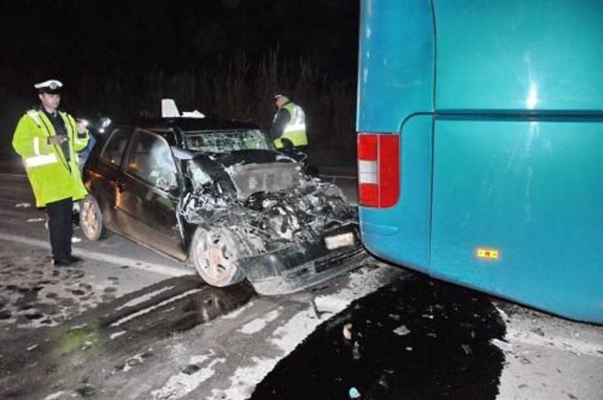 Χανιά: Αυτοκίνητο »καρφώθηκε» σε λεωφορείο των ΚΤΕΛ – Ένας τραυματίας στο νοσοκομείο! | Newsit.gr Χανιά: Αυτοκίνητο »καρφώθηκε» σε λεωφορείο των ΚΤΕΛ – Ένας τραυματίας στο νοσοκομείο! | Newsit.gr