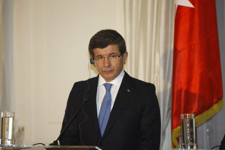 Στα Σκόπια ο Νταβούτογλου | Newsit.gr Στα Σκόπια ο Νταβούτογλου | Newsit.gr