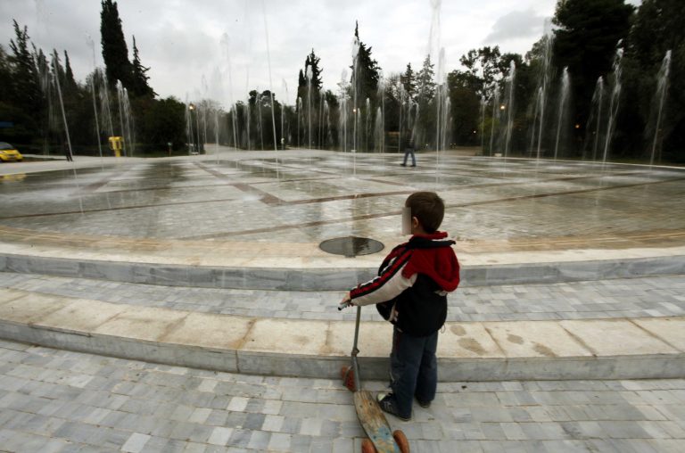 Πρέβεζα: Εξαφάνιση παιδιού με πατίνι – Λαχτάρα για τους γονείς σε καφετέρια! | Newsit.gr Πρέβεζα: Εξαφάνιση παιδιού με πατίνι – Λαχτάρα για τους γονείς σε καφετέρια! | Newsit.gr