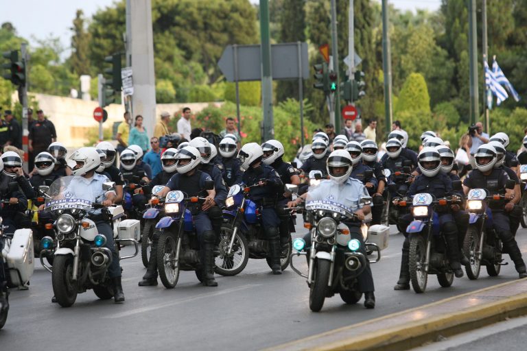 Τις ηγεσίες τους δείχνουν οι ομάδες ΔΕΛΤΑ και ΖΗΤΑ για την μεταξύ τους κόντρα | Newsit.gr Τις ηγεσίες τους δείχνουν οι ομάδες ΔΕΛΤΑ και ΖΗΤΑ για την μεταξύ τους κόντρα | Newsit.gr