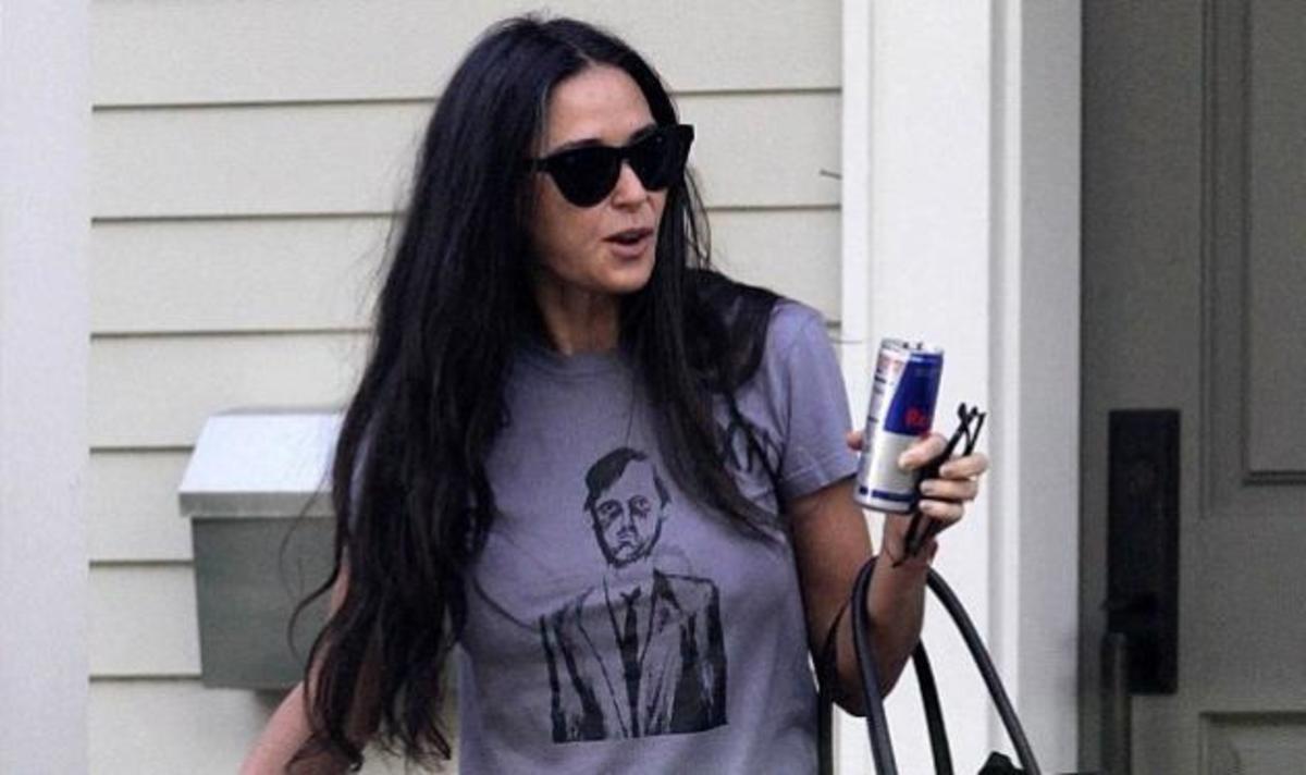 Η Demi Moore σε καλή διάθεση για πρώτη φορά μετά τον χωρισμό της με τον Ashton Kutcher! | Newsit.gr Η Demi Moore σε καλή διάθεση για πρώτη φορά μετά τον χωρισμό της με τον Ashton Kutcher! | Newsit.gr