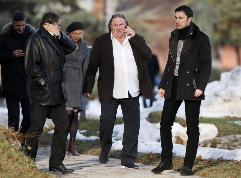 “Ζεράρ, γίνε κομμουνιστής!” | Newsit.gr “Ζεράρ, γίνε κομμουνιστής!” | Newsit.gr