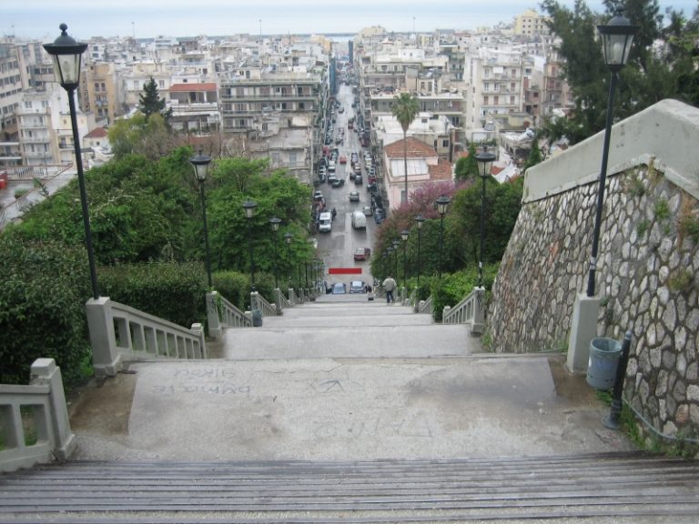 Αχαϊα: Πήγαν να τη βιάσουν ομαδικά την ώρα που έβγαινε από εκκλησία! | Newsit.gr Αχαϊα: Πήγαν να τη βιάσουν ομαδικά την ώρα που έβγαινε από εκκλησία! | Newsit.gr