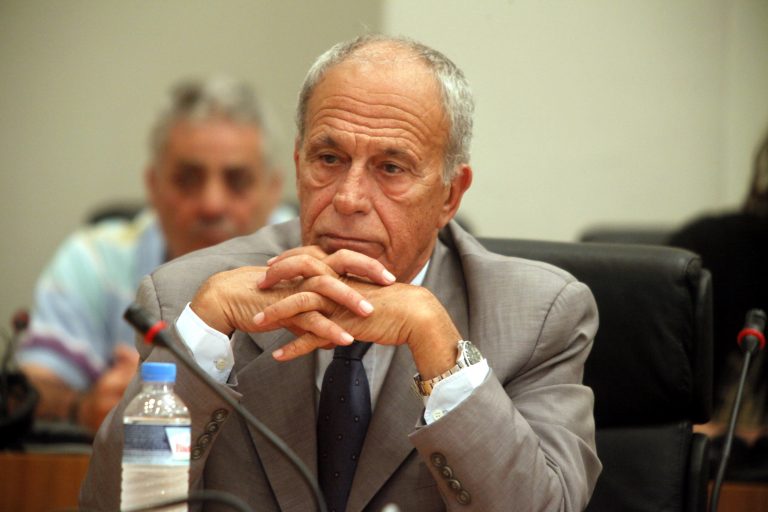 Καταγγελία Δημαρά για λίστα με καταθέσεις που ανέβηκε στο Facebook | Newsit.gr Καταγγελία Δημαρά για λίστα με καταθέσεις που ανέβηκε στο Facebook | Newsit.gr