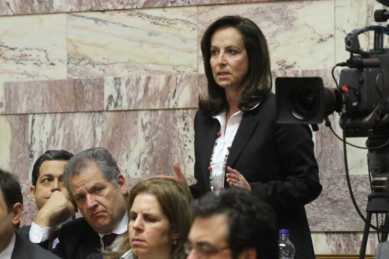 Διαμαντοπούλου: «Μας κορόιδεψες, δεν είπες τίποτα για κυβέρνηση ευθύνης!» | Newsit.gr Διαμαντοπούλου: «Μας κορόιδεψες, δεν είπες τίποτα για κυβέρνηση ευθύνης!» | Newsit.gr