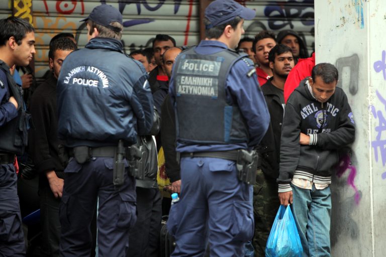 231 προσαγωγές και 5 συλλήψεις από τον “Ξένιο Ζευς” | Newsit.gr 231 προσαγωγές και 5 συλλήψεις από τον “Ξένιο Ζευς” | Newsit.gr