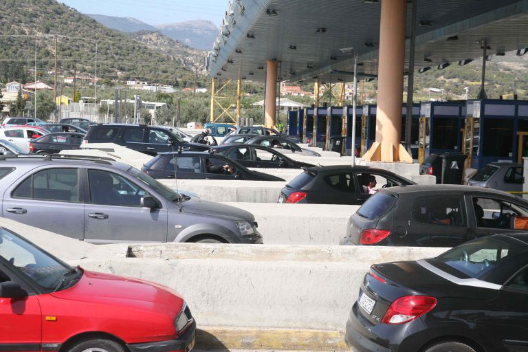 Θεσσαλονίκη: 4.000 οχήματα πέρασαν χωρίς να πληρώσουν διόδια! | Newsit.gr Θεσσαλονίκη: 4.000 οχήματα πέρασαν χωρίς να πληρώσουν διόδια! | Newsit.gr