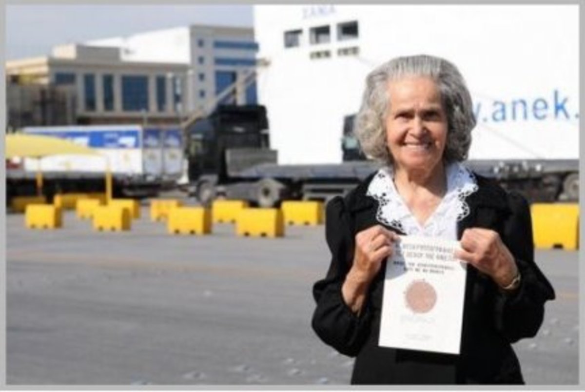 Μια γιαγιά έλυσε το μυστήριο του δίσκου της Φαιστού; | Newsit.gr Μια γιαγιά έλυσε το μυστήριο του δίσκου της Φαιστού; | Newsit.gr