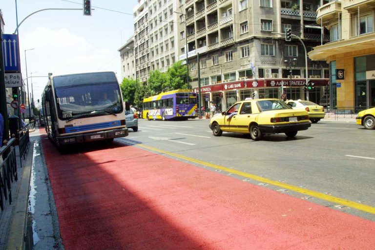 Κίνδυνος κοινών απεργιών στις συγκοινωνίες και τα ταξί από εβδομάδα | Newsit.gr Κίνδυνος κοινών απεργιών στις συγκοινωνίες και τα ταξί από εβδομάδα | Newsit.gr