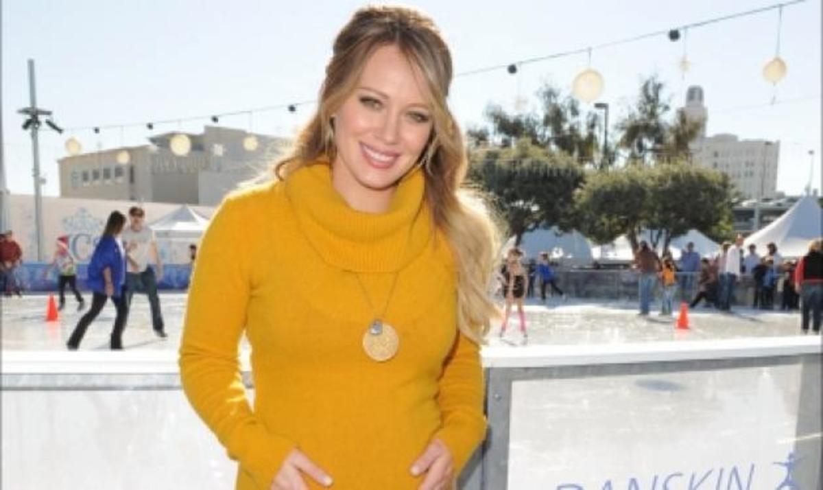 Γέννησε αγοράκι η Hillary Duff! | Newsit.gr Γέννησε αγοράκι η Hillary Duff! | Newsit.gr
