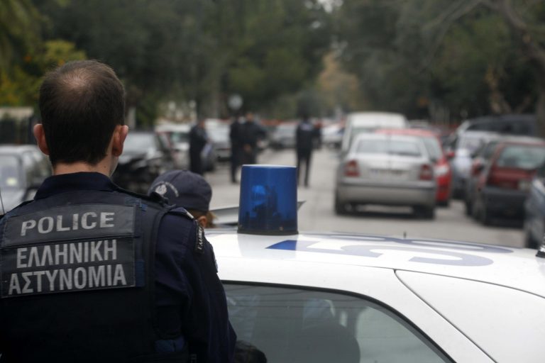 Θεσσαλονίκη: Για τα μάτια μιας γυναίκας μπήκε στη φυλακή! | Newsit.gr Θεσσαλονίκη: Για τα μάτια μιας γυναίκας μπήκε στη φυλακή! | Newsit.gr