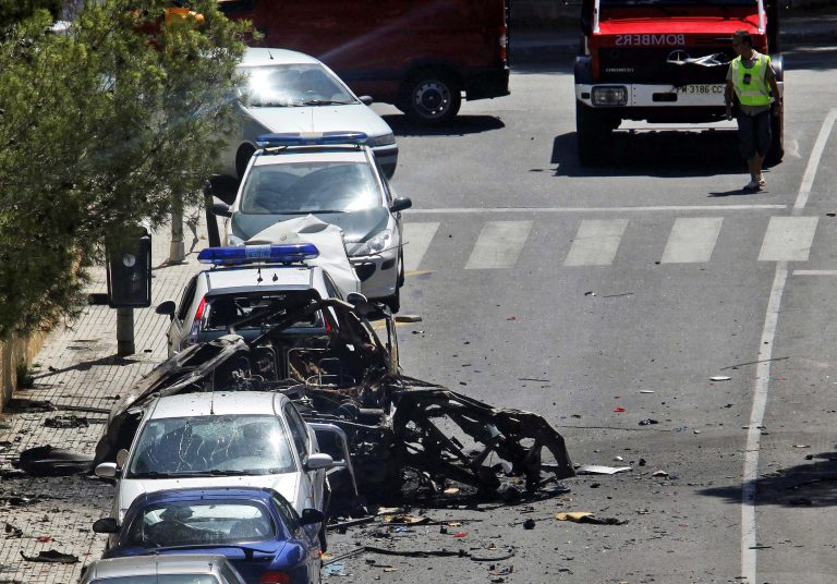 7 νεκροί στα σύνορα Τουρκίας-Συρίας από έκρηξη σε όχημα | Newsit.gr 7 νεκροί στα σύνορα Τουρκίας-Συρίας από έκρηξη σε όχημα | Newsit.gr