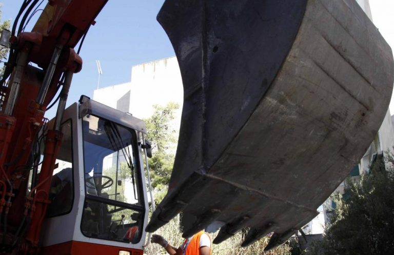 Κοζάνη: Έκλεψε πετρέλαιο από… εκσκαφέα | Newsit.gr Κοζάνη: Έκλεψε πετρέλαιο από… εκσκαφέα | Newsit.gr