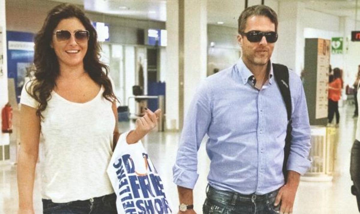 Ε. Παπαρίζου – Α. Καψάλης: Διαψεύδουν την πρόταση γάμου! | Newsit.gr Ε. Παπαρίζου – Α. Καψάλης: Διαψεύδουν την πρόταση γάμου! | Newsit.gr