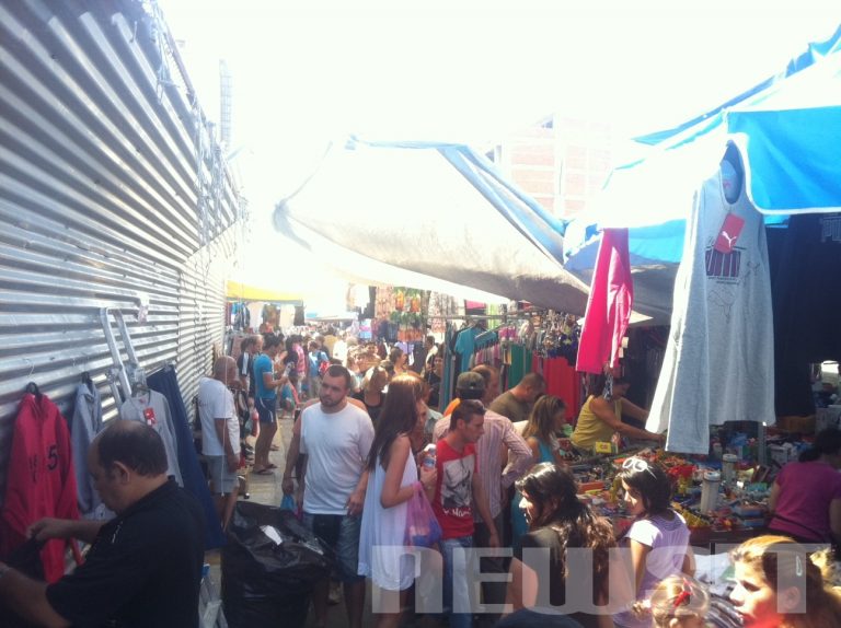 Το Newsit αποκαλύπτει: Το παρεμπόριο ζει και βασιλεύει | Newsit.gr Το Newsit αποκαλύπτει: Το παρεμπόριο ζει και βασιλεύει | Newsit.gr
