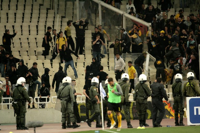 Την πλήρωσε το αμάξι του Νέμεθ | Newsit.gr Την πλήρωσε το αμάξι του Νέμεθ | Newsit.gr