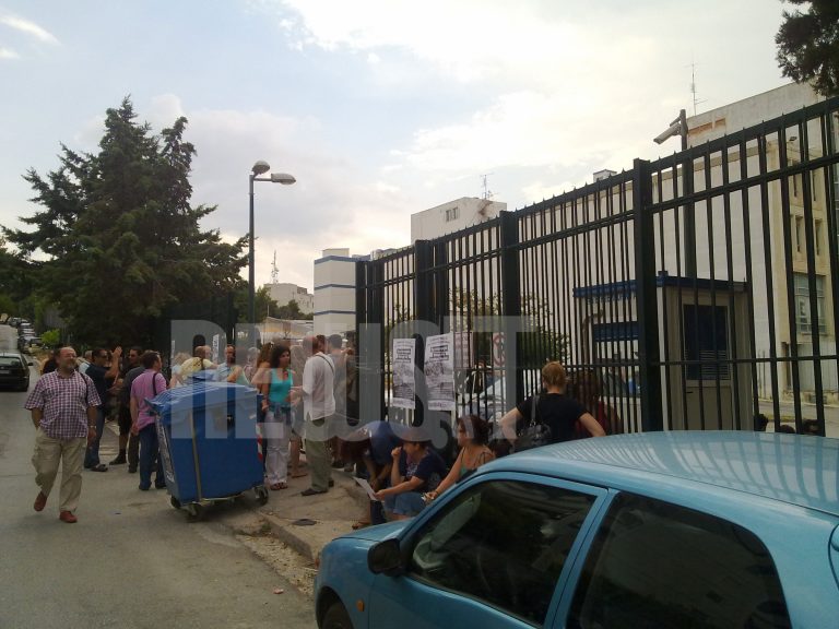 Εληξε η πολύωρη κατάληψη στην ΕΡΤ από τους συμβασιούχους – Bγήκε το δελτίο στις 20:00 | Newsit.gr Εληξε η πολύωρη κατάληψη στην ΕΡΤ από τους συμβασιούχους – Bγήκε το δελτίο στις 20:00 | Newsit.gr