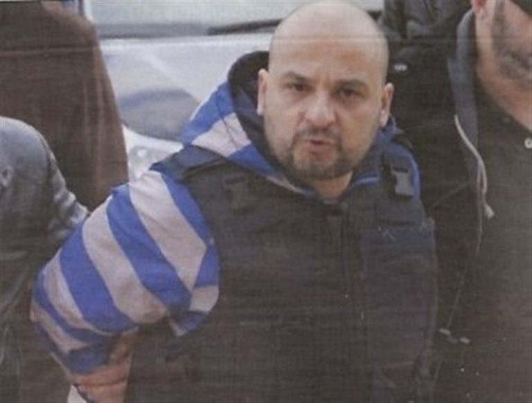 Ήπειρος: Η φωτογραφία του δολοφόνου που έβρασε και τεμάχισε το θύμα του! | Newsit.gr Ήπειρος: Η φωτογραφία του δολοφόνου που έβρασε και τεμάχισε το θύμα του! | Newsit.gr