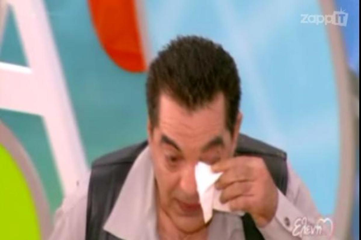 Δείτε με τι συγκινήθηκε ο Κώστας Ευριπιώτης; | Newsit.gr Δείτε με τι συγκινήθηκε ο Κώστας Ευριπιώτης; | Newsit.gr