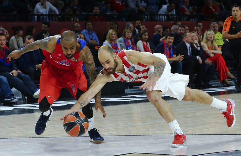 Final Four 2017: ΤΣΣΚΑ – Ολυμπιακός 78-82 ΤΕΛΙΚΟ Το έκανε πάλι ο Θρύλος! Την «τσάκισε» και πήγε τελικό | Newsit.gr Final Four 2017: ΤΣΣΚΑ – Ολυμπιακός 78-82 ΤΕΛΙΚΟ Το έκανε πάλι ο Θρύλος! Την «τσάκισε» και πήγε τελικό | Newsit.gr
