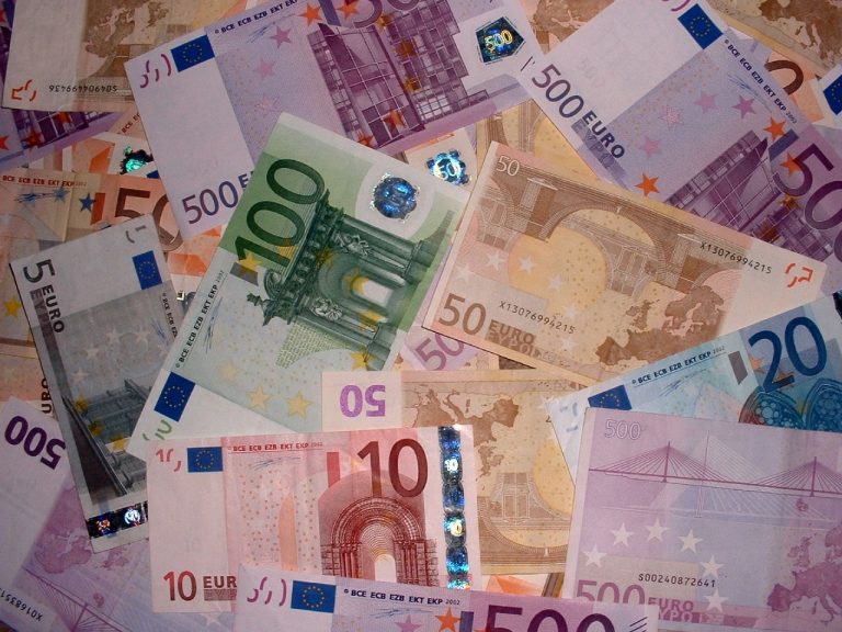 Eurostat: 8,1 δισ. το εμπορικό έλλειμα της Ελλάδας το α’ εξάμηνο | Newsit.gr Eurostat: 8,1 δισ. το εμπορικό έλλειμα της Ελλάδας το α’ εξάμηνο | Newsit.gr