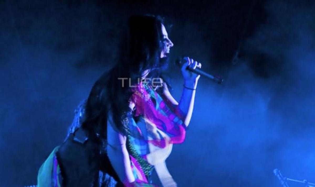 Έβαλαν «φωτιά» στη σκηνή της Αθήνας οι Evanescence! Φωτογραφίες και video από τη συναυλία | Newsit.gr Έβαλαν «φωτιά» στη σκηνή της Αθήνας οι Evanescence! Φωτογραφίες και video από τη συναυλία | Newsit.gr