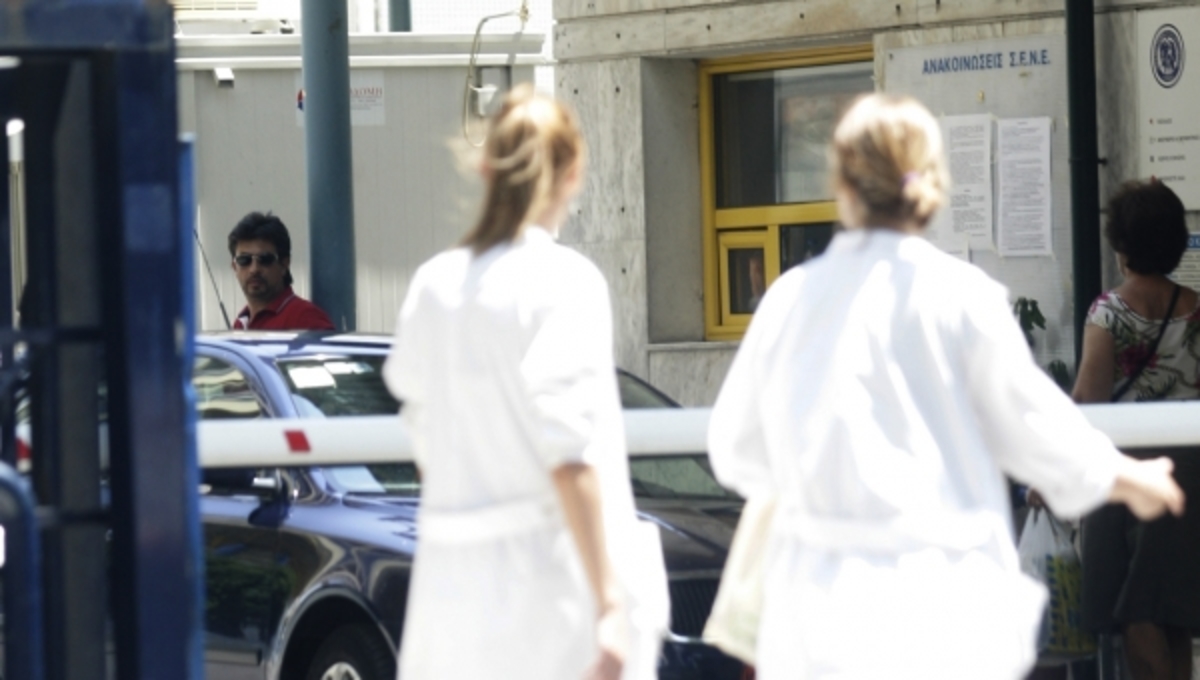 Κανονικά στο ΕΣΥ από τη Δευτέρα – Σταματούν την αποχή οι γιατροί | Newsit.gr Κανονικά στο ΕΣΥ από τη Δευτέρα – Σταματούν την αποχή οι γιατροί | Newsit.gr