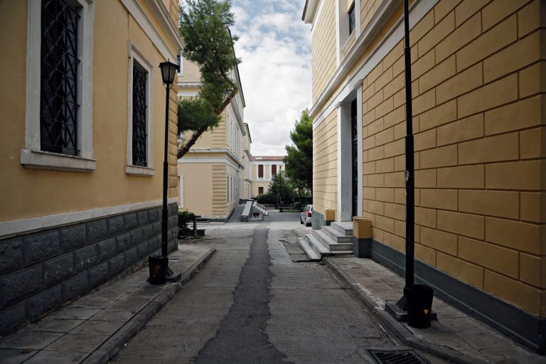 Τηλεφώνημα για βόμβα στα δικαστήρια της Ευελπίδων | Newsit.gr Τηλεφώνημα για βόμβα στα δικαστήρια της Ευελπίδων | Newsit.gr