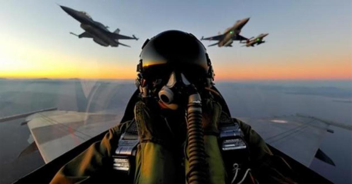 Έχασαν Αμερικανικό F16 στην Αδριατική – Αγνοείται ο πιλότος | Newsit.gr Έχασαν Αμερικανικό F16 στην Αδριατική – Αγνοείται ο πιλότος | Newsit.gr
