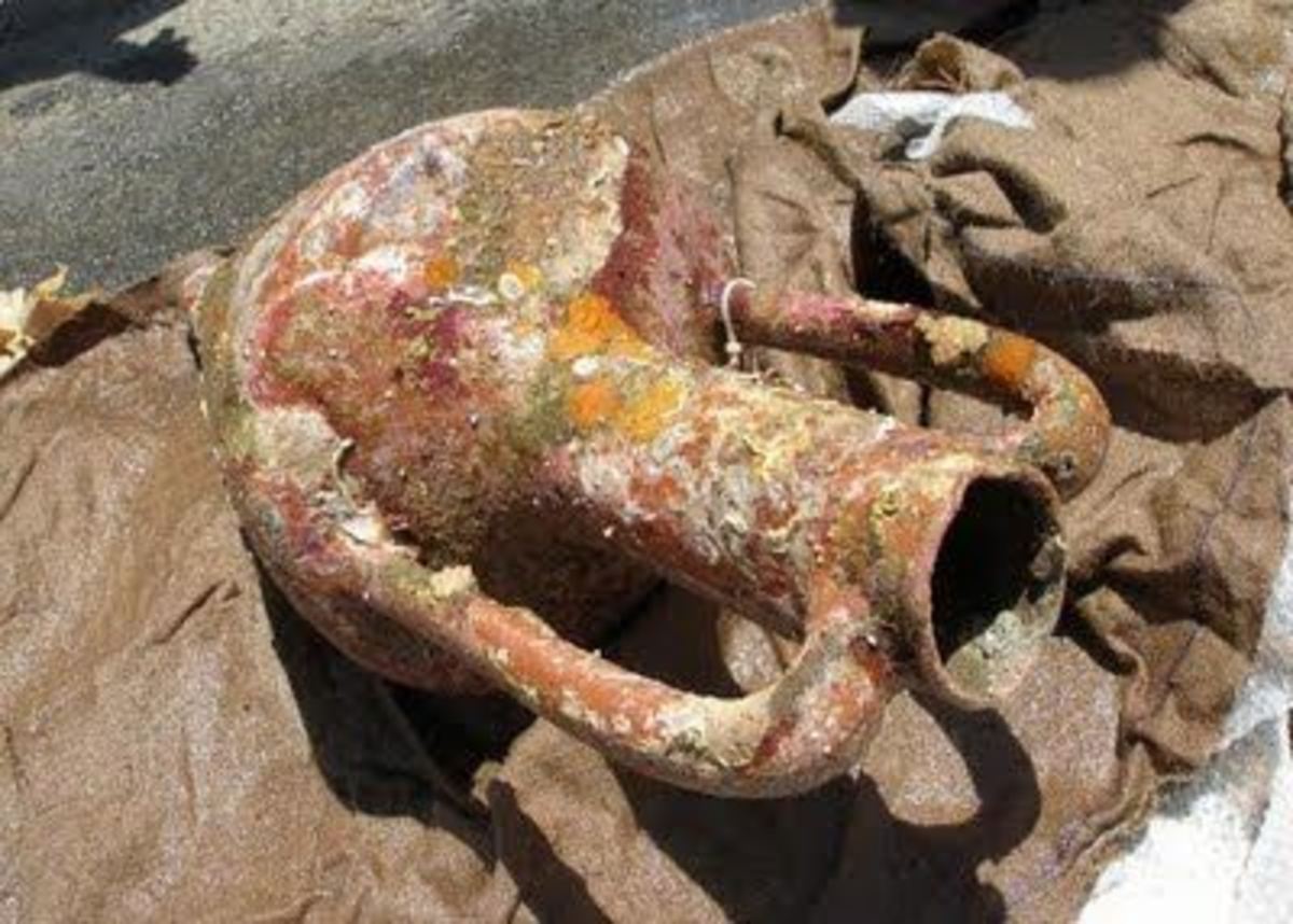 Κρήτη: Έψαχναν για κλεμμένα ανταλλακτικά και βρήκαν αρχαία! | Newsit.gr Κρήτη: Έψαχναν για κλεμμένα ανταλλακτικά και βρήκαν αρχαία! | Newsit.gr