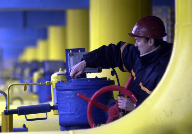 Ε.Ε.-Ιράκ έδωσαν τα χέρια για την ενέργεια | Newsit.gr Ε.Ε.-Ιράκ έδωσαν τα χέρια για την ενέργεια | Newsit.gr
