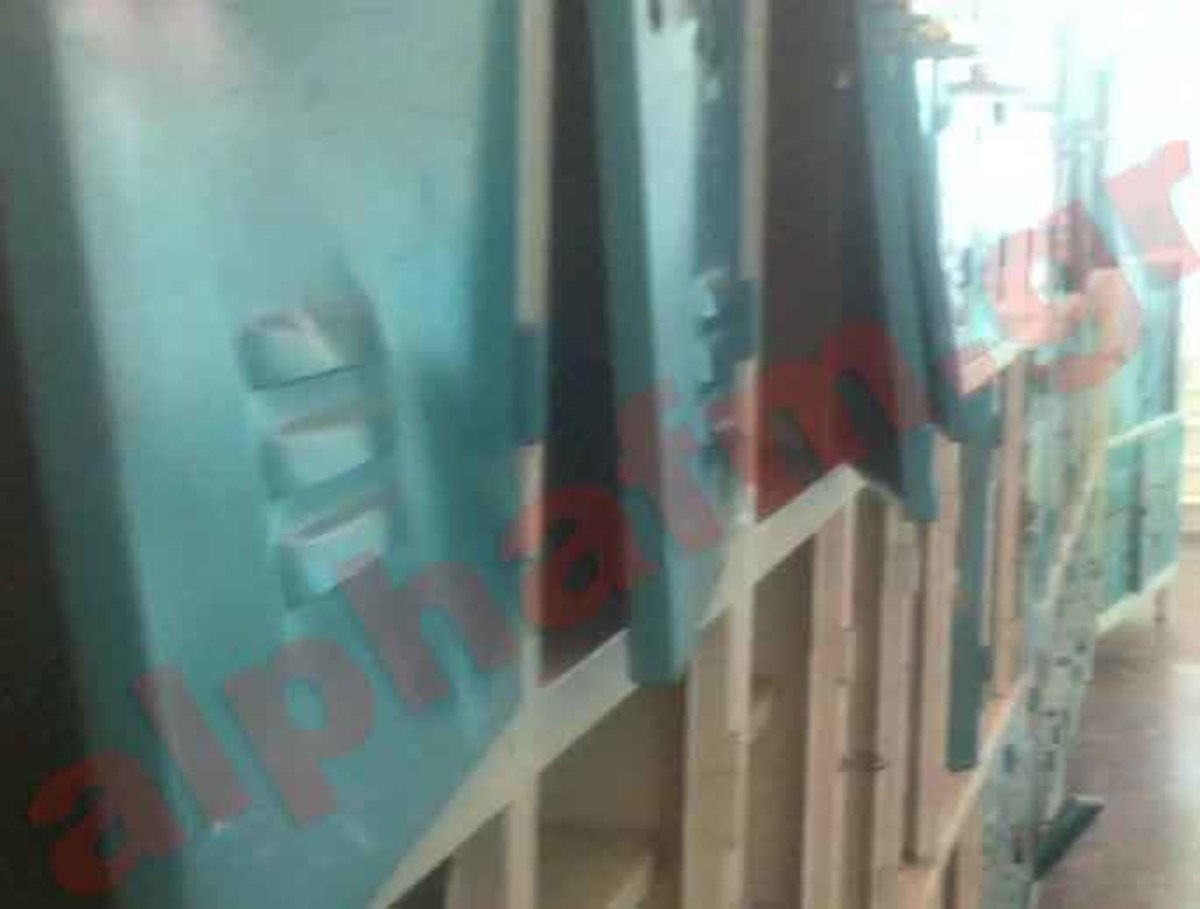 Καστοριά: Τα έσπασαν μετά την κατάληψη – Video | Newsit.gr Καστοριά: Τα έσπασαν μετά την κατάληψη – Video | Newsit.gr
