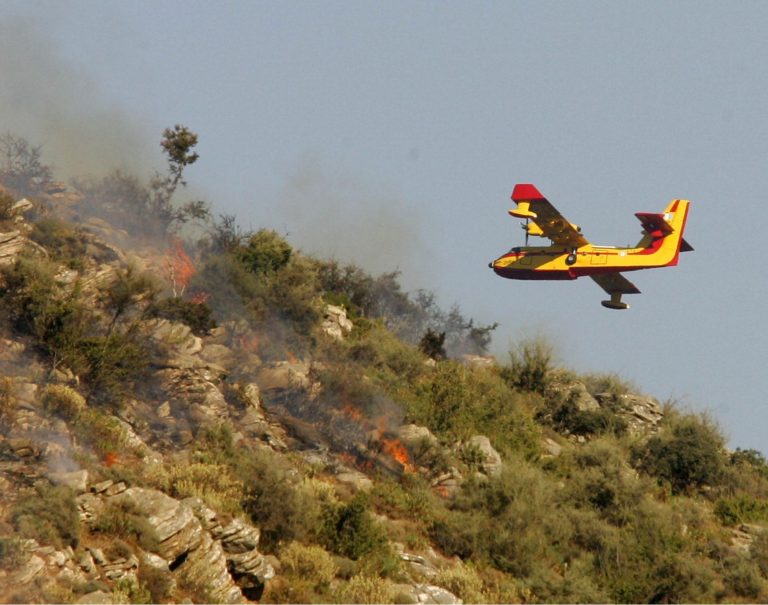 Υπό έλεγχο η πυρκαγιά στον Δρυμίσκο Ρεθύμνου | Newsit.gr Υπό έλεγχο η πυρκαγιά στον Δρυμίσκο Ρεθύμνου | Newsit.gr