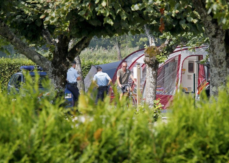 Σοκ απο τη δολοφονία οικογένειας Βρετανών στη Γαλλία- Αναγνωρίστηκε ο πατέρας-ΦΩΤΟ | Newsit.gr Σοκ απο τη δολοφονία οικογένειας Βρετανών στη Γαλλία- Αναγνωρίστηκε ο πατέρας-ΦΩΤΟ | Newsit.gr