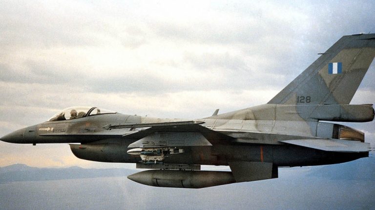 Οι τούρκοι απείλησαν να ρίξουν αεροπλάνο της Frontex! | Newsit.gr Οι τούρκοι απείλησαν να ρίξουν αεροπλάνο της Frontex! | Newsit.gr