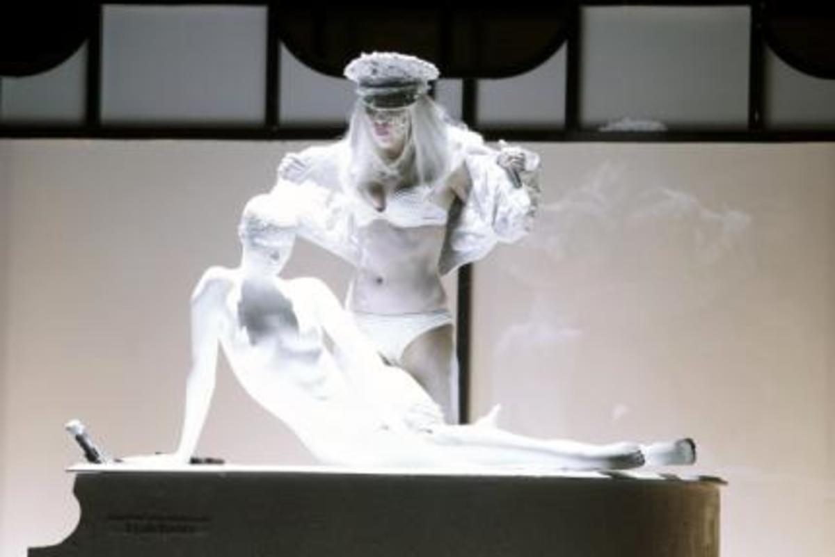 Η πιο extreme εμφάνιση της lady Gaga! | Newsit.gr Η πιο extreme εμφάνιση της lady Gaga! | Newsit.gr