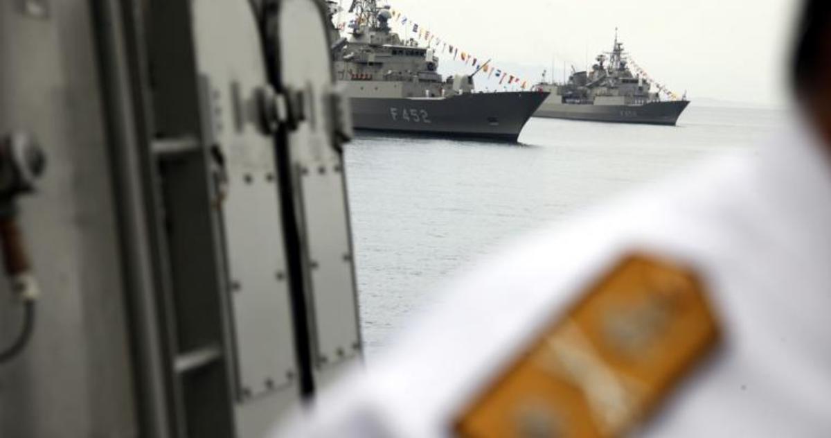 ΕΦΑΠΑΞ στρατιωτικών: Όσοι έχουν συμπληρώσει 35 χρόνια τρέχουν να το πάρουν τώρα! | Newsit.gr ΕΦΑΠΑΞ στρατιωτικών: Όσοι έχουν συμπληρώσει 35 χρόνια τρέχουν να το πάρουν τώρα! | Newsit.gr