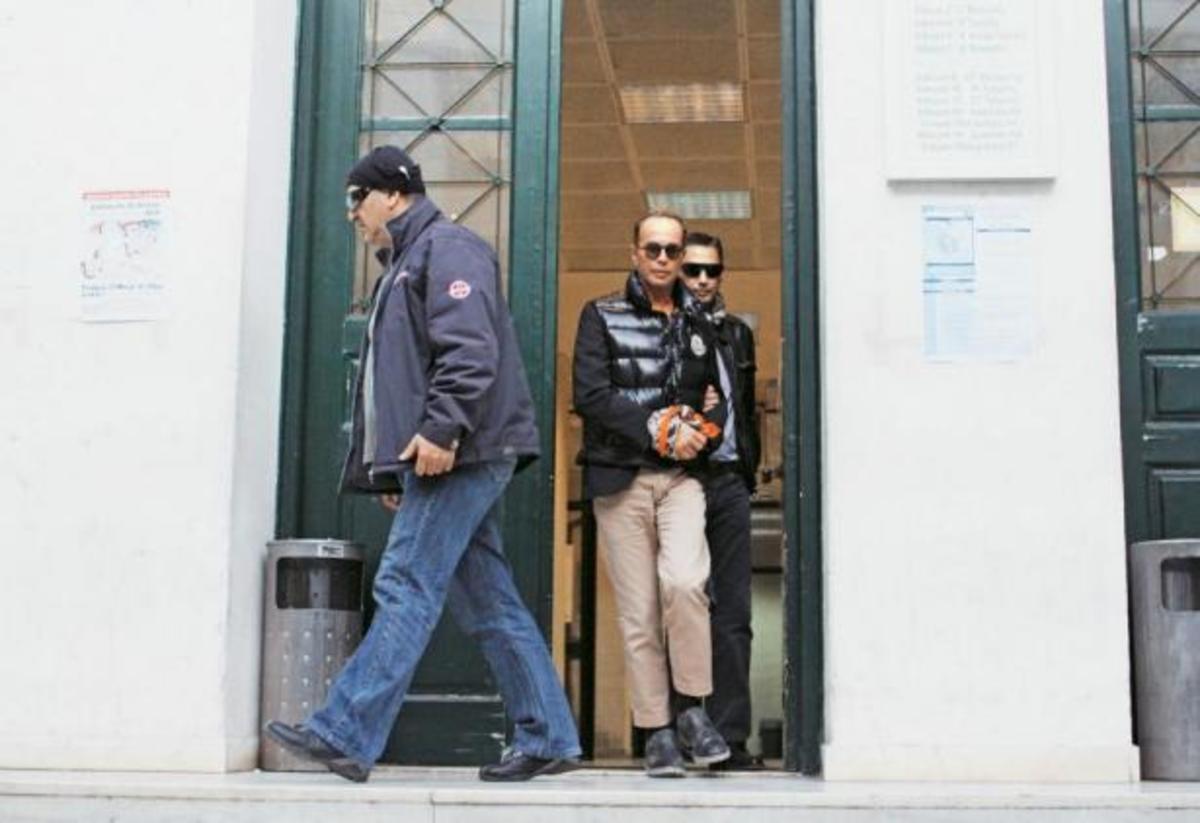 Ποιός θα αντικαταστήσει τον Λάκη Γαβαλά ; | Newsit.gr Ποιός θα αντικαταστήσει τον Λάκη Γαβαλά ; | Newsit.gr
