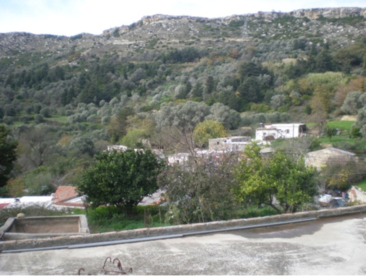 Κρήτη: Το ξεχασμένο χωριό των 18 κατοίκων – »Εσβήσανε το φως για μας»! | Newsit.gr Κρήτη: Το ξεχασμένο χωριό των 18 κατοίκων – »Εσβήσανε το φως για μας»! | Newsit.gr