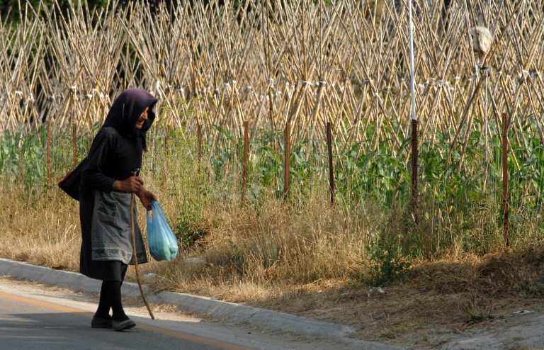 Αχαϊα: Χτύπησαν γριούλα για να της πάρουν τη σύνταξη | Newsit.gr Αχαϊα: Χτύπησαν γριούλα για να της πάρουν τη σύνταξη | Newsit.gr
