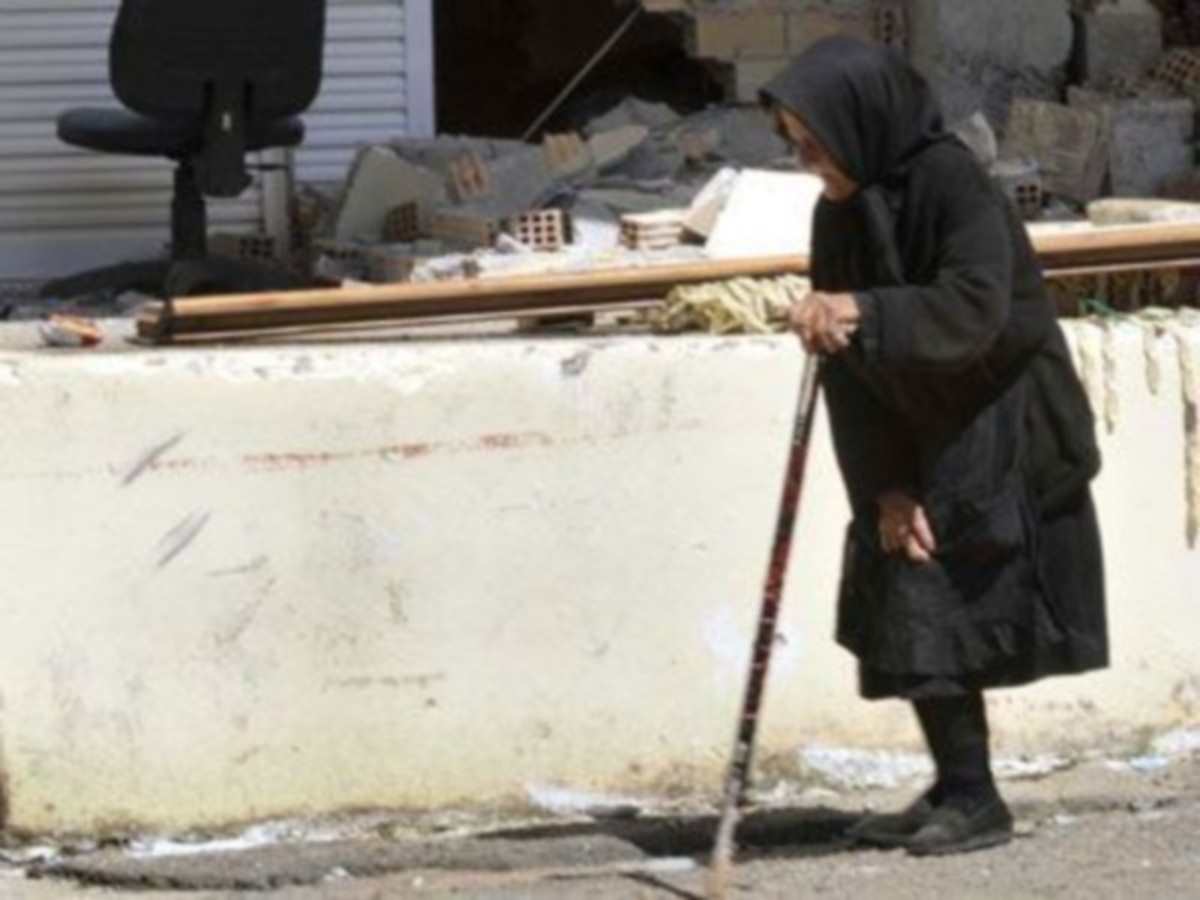 Πολυμελής σπείρα εξαπατούσε και λήστευε ηλικιωμένους | Newsit.gr Πολυμελής σπείρα εξαπατούσε και λήστευε ηλικιωμένους | Newsit.gr