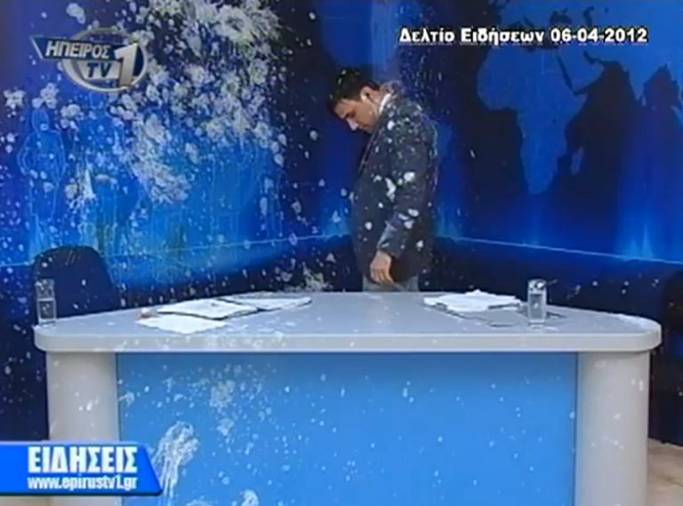 Ο δημοσιογράφος που έγινε πρώτο θέμα σε όλο τον κόσμο μιλάει για τη στιγμή της επίθεσης | Newsit.gr Ο δημοσιογράφος που έγινε πρώτο θέμα σε όλο τον κόσμο μιλάει για τη στιγμή της επίθεσης | Newsit.gr