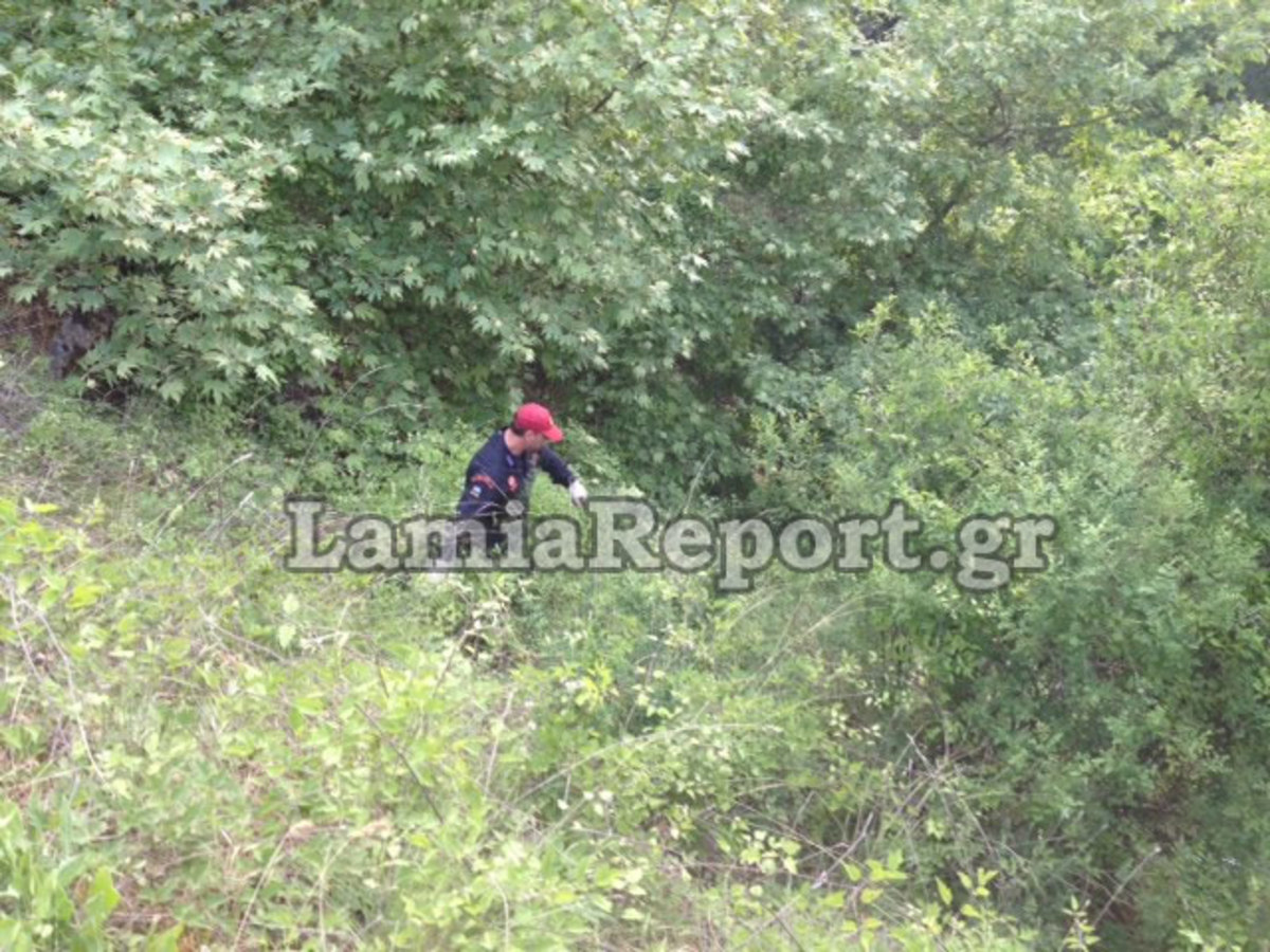 Φθιώτιδα: Έφυγε αυτοκίνητο σε γκρεμό στο Μπράλο | Newsit.gr Φθιώτιδα: Έφυγε αυτοκίνητο σε γκρεμό στο Μπράλο | Newsit.gr
