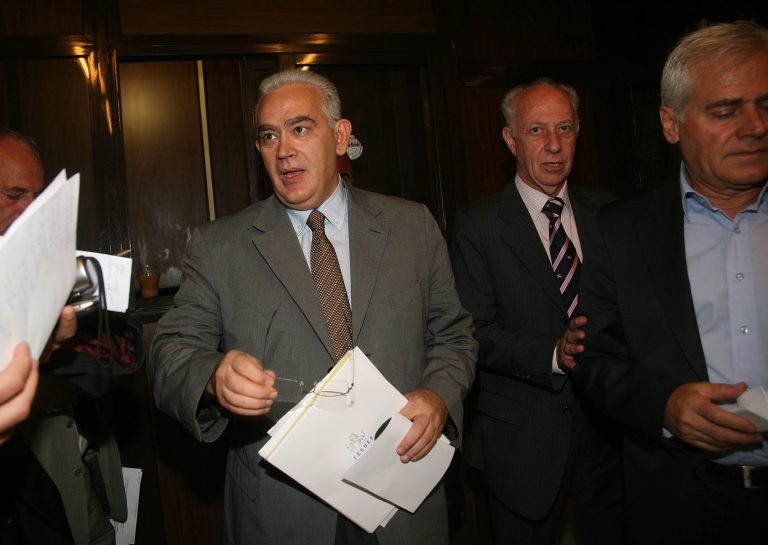 ΓΣΕΒΕΕ:κίνδυνος βαθύτερης ύφεσης λόγω μέτρων | Newsit.gr ΓΣΕΒΕΕ:κίνδυνος βαθύτερης ύφεσης λόγω μέτρων | Newsit.gr