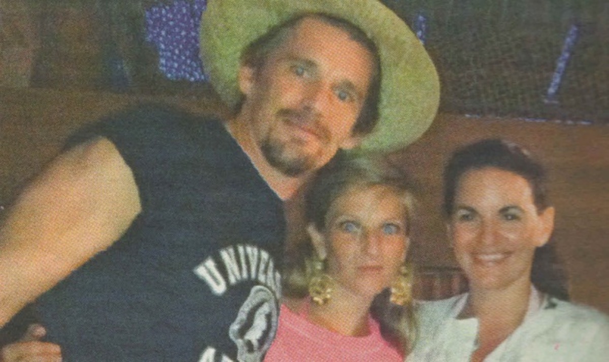 Όταν η Όλγα Κεφαλογιάννη συνάντησε τον Ethan Hawke! | Newsit.gr Όταν η Όλγα Κεφαλογιάννη συνάντησε τον Ethan Hawke! | Newsit.gr