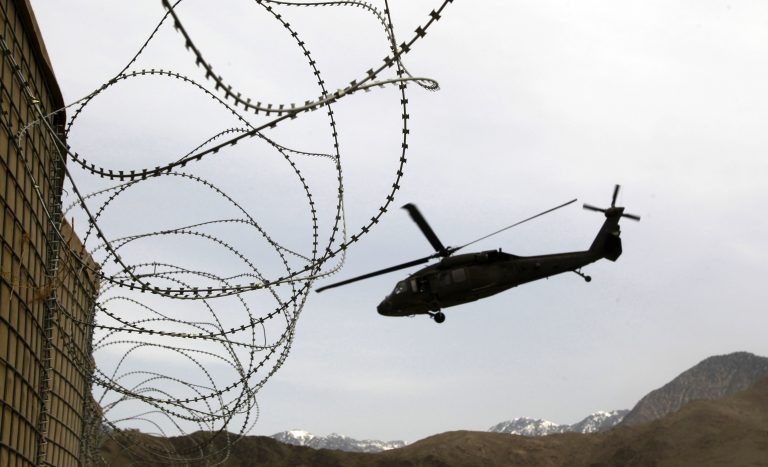 Τραγωδία στη Ρουμανία, συντριβή ελικοπτέρου με 5 νεκρούς | Newsit.gr Τραγωδία στη Ρουμανία, συντριβή ελικοπτέρου με 5 νεκρούς | Newsit.gr