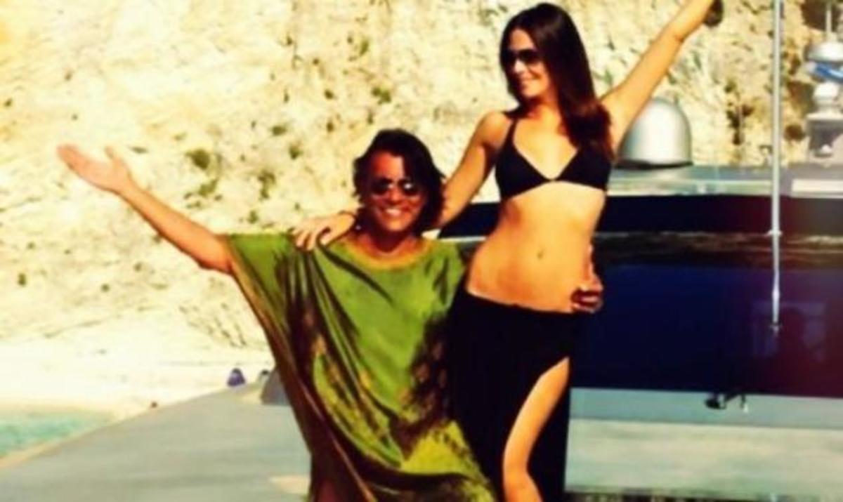 Όταν ο Ηλίας Ψινάκης συνάντησε την Υβόννη στην… Ιθάκη! | Newsit.gr Όταν ο Ηλίας Ψινάκης συνάντησε την Υβόννη στην… Ιθάκη! | Newsit.gr
