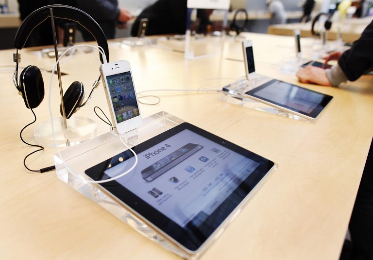 Πούλησε τον νεφρό του για να αγοράσει iPad2! | Newsit.gr Πούλησε τον νεφρό του για να αγοράσει iPad2! | Newsit.gr