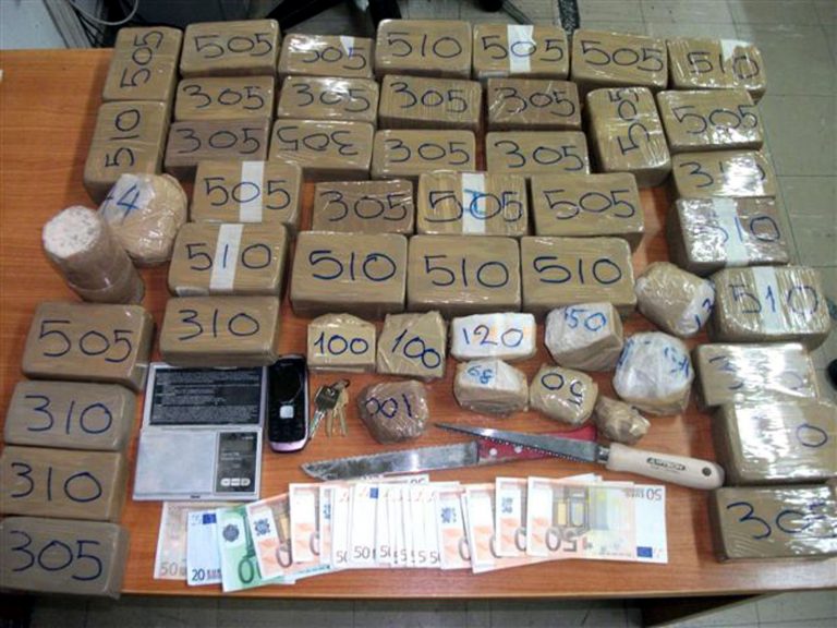 Εξαρθρώθηκε κύκλωμα διακίνησης ναρκωτικών στη Ρόδο | Newsit.gr Εξαρθρώθηκε κύκλωμα διακίνησης ναρκωτικών στη Ρόδο | Newsit.gr
